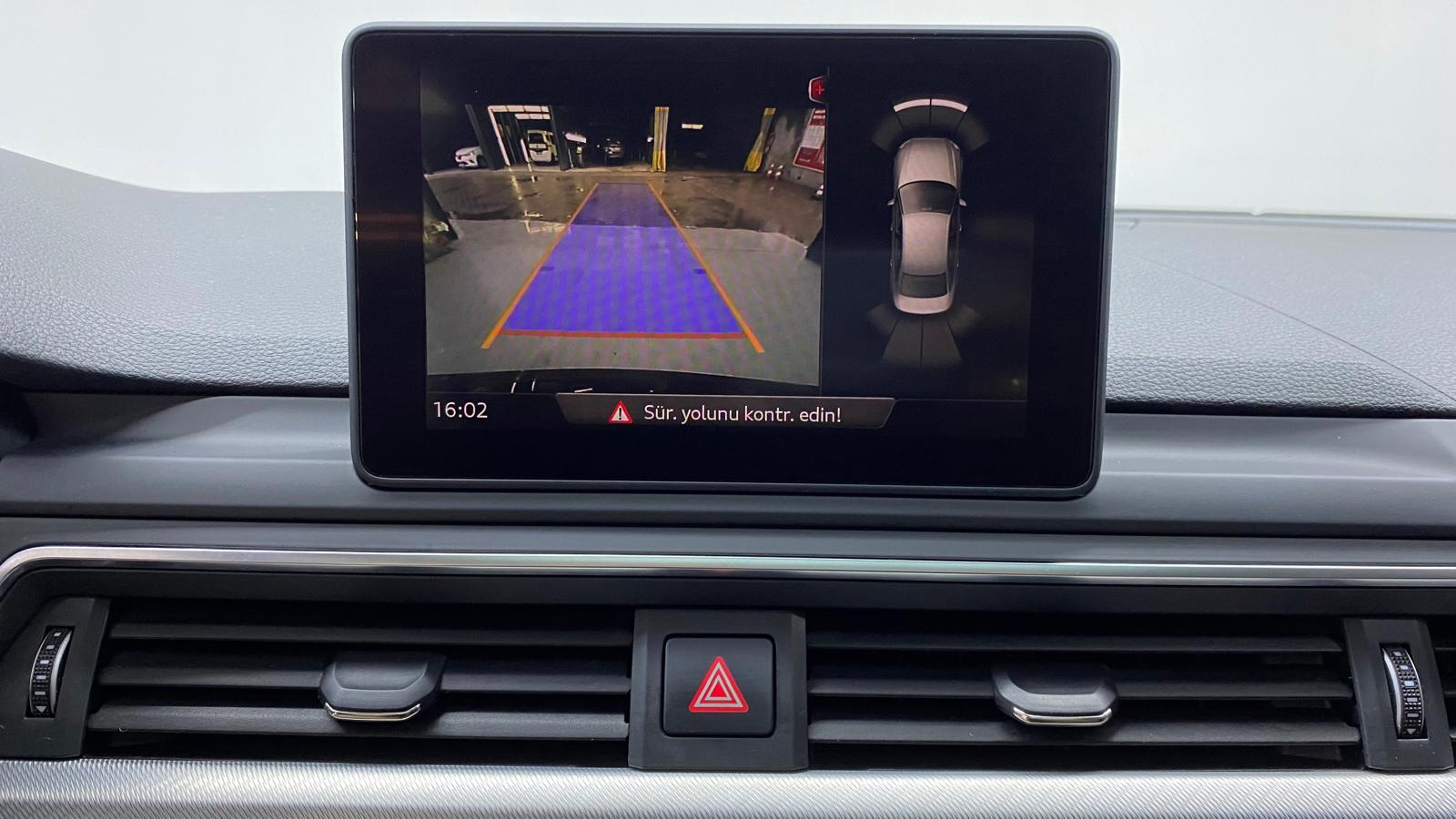 AUDI A4 16